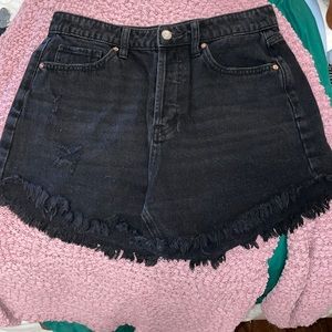 Black size 6 Jean shorts
